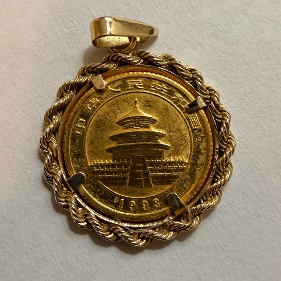 14K Gold Chinese Panda Diamond Cut Coin Bezel - Picture 5 of 7